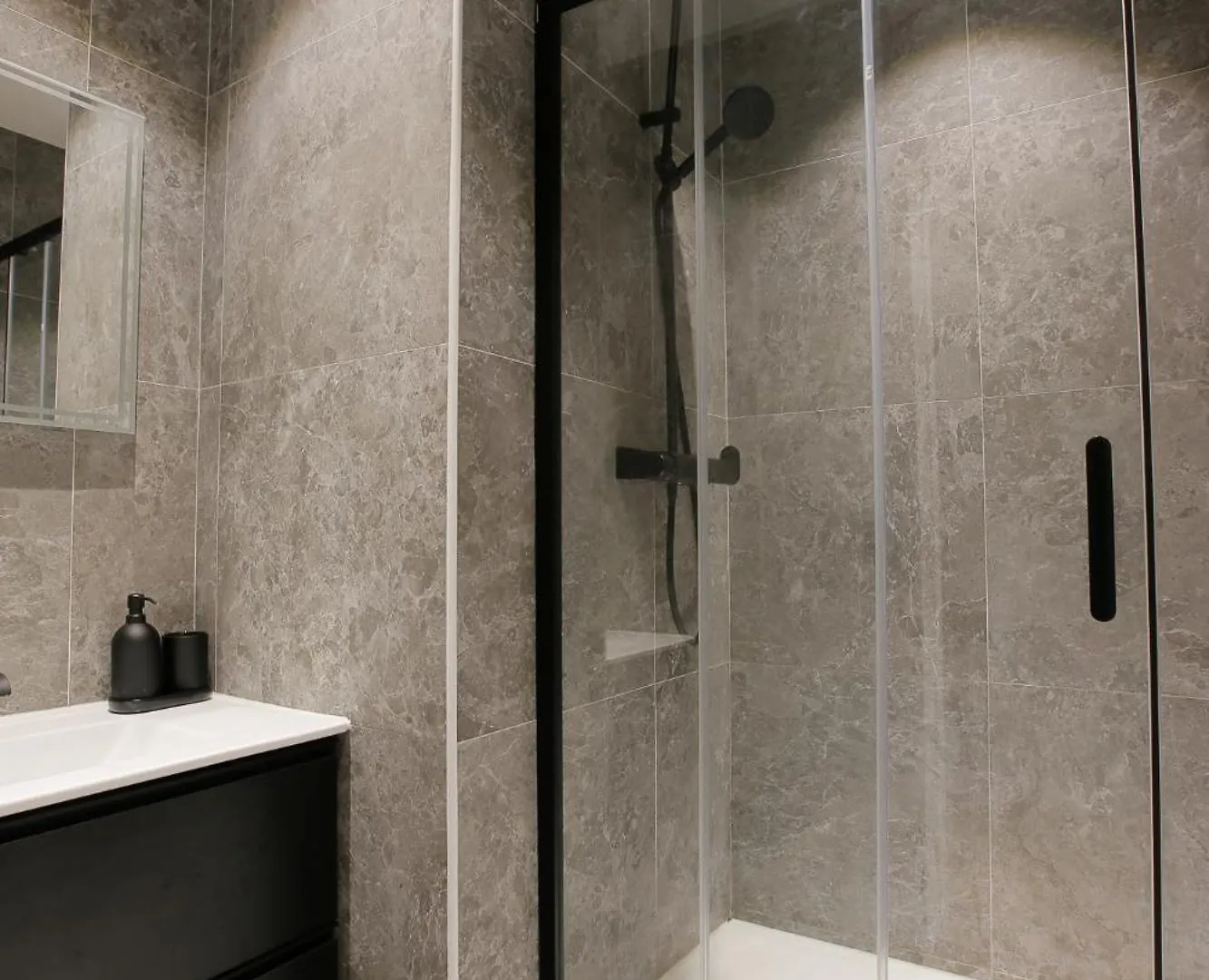 Grand Appartement 1Br - Luxe Arc De Triomphe Париж 0*,  Франция