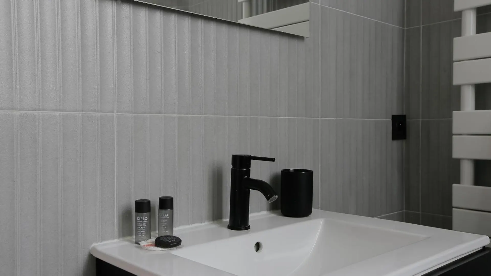 Grand Appartement 1Br - Luxe Arc De Triomphe Париж Апартаменты