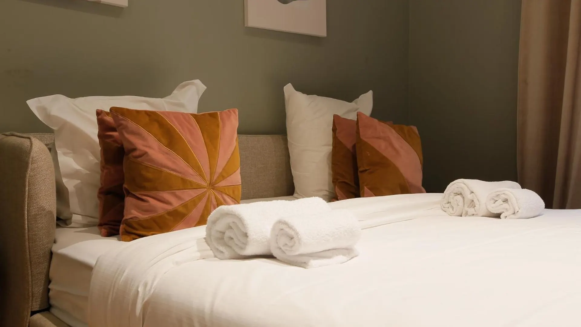 Grand Appartement 1Br - Luxe Arc De Triomphe Париж